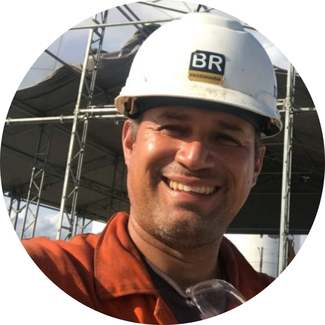 Andrio, engenheiro civil especialista em estruturas de concreto armado e fundações